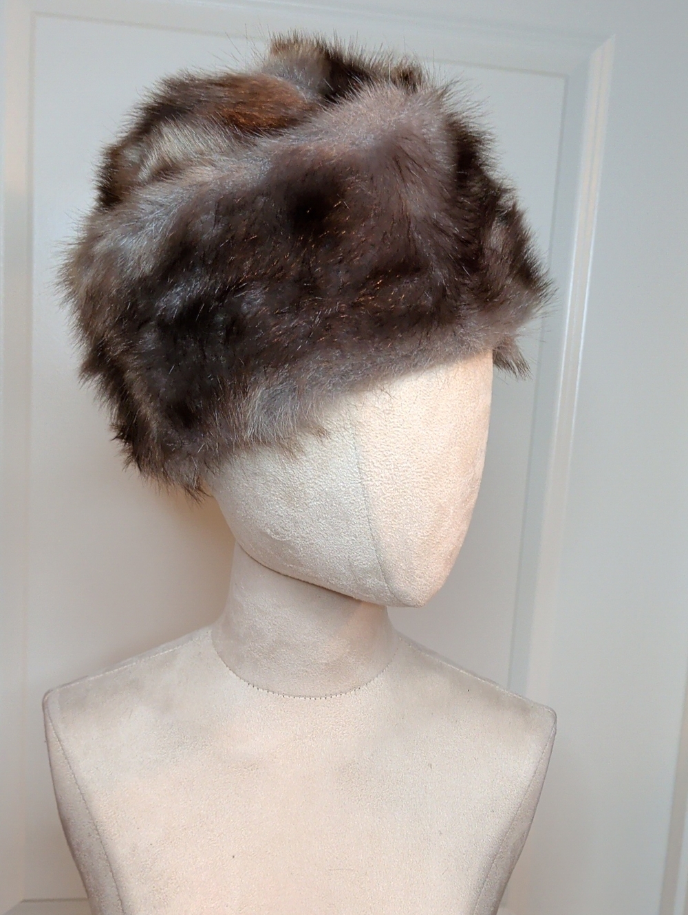 Vintage 60s Women's KM Russian Hat Real Fur Ushanka Grey Brown Mid Century 22"